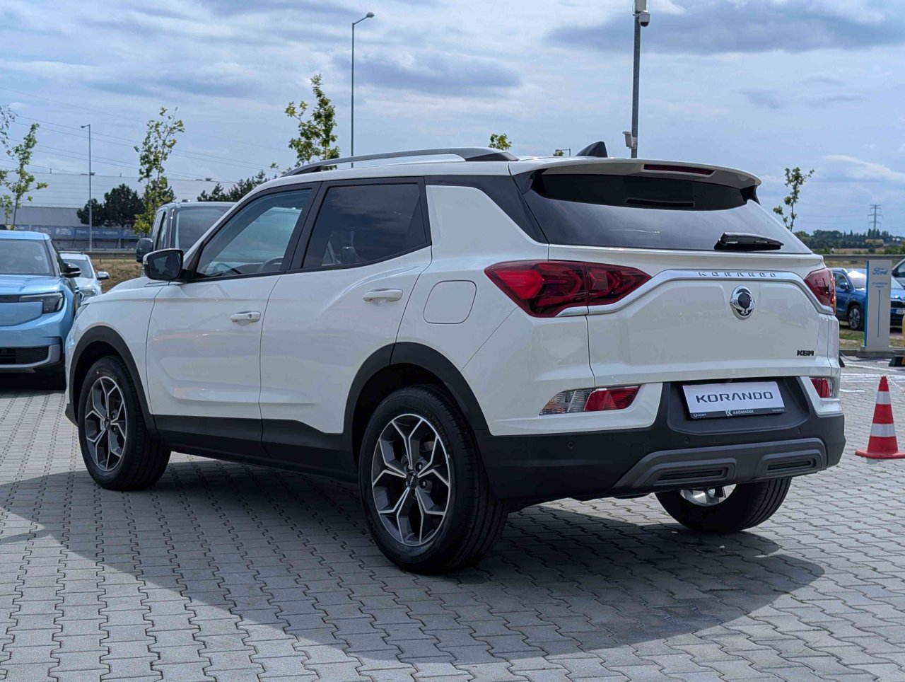 71464 - Korando
